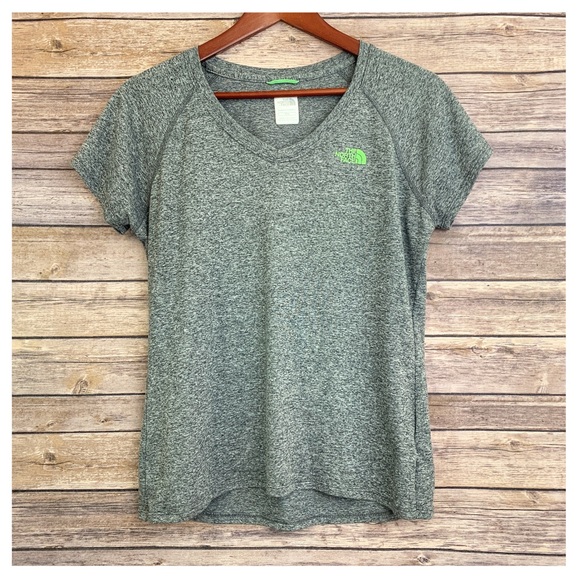 The North Face Tops - 🐇 3/$20 !! The North Face T-Shirt